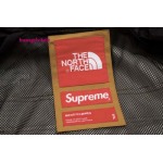 2022年8月早秋人気新作入荷高品質 The North Face Cargo Jacket Supreme メンズのジャンバーアウター kele工場