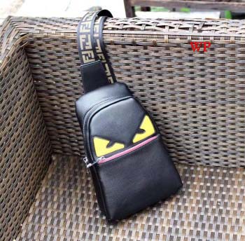 2022年秋冬新作入荷フェンディ  メンズのバッグ人気34*17*6cm