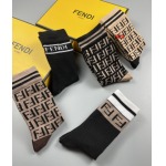 2022年秋冬新作FENDI ブランド 新品靴下5足セット