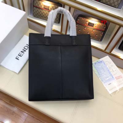 2022年12月秋冬高品質新作入荷フェンディ メンズのハンドバッグ WP工場34*38*7Cm