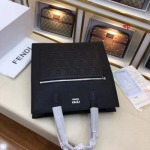 2022年12月秋冬高品質新作入荷フェンディ メンズのハンドバッグ WP工場34*38*7Cm