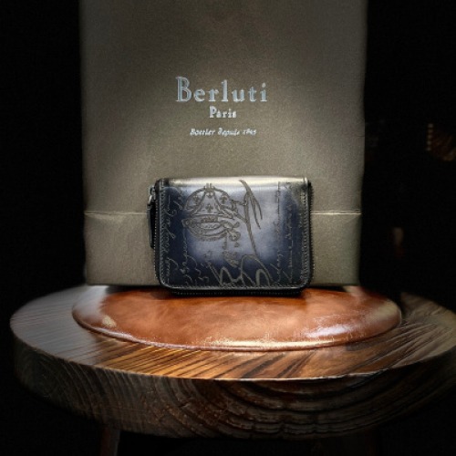 原版復刻 新作入荷 Berluti 本革メンズの 長財布。size：9*11*2cm