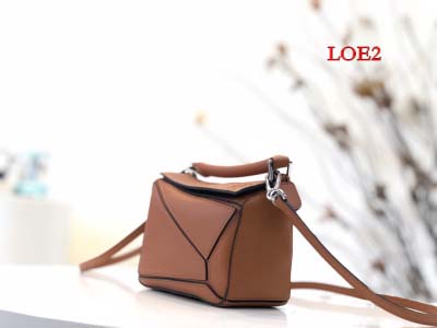 2023早春新作入荷原版復刻 LOEWE バッグ LOE2工場 SIZE:18×12.5×8cm