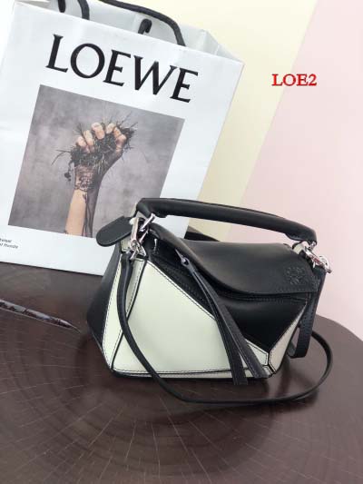 2023早春新作入荷原版復刻 LOEWE バッグ LOE2工場 SIZE: 18*12.5*8cm