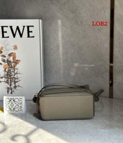 2023早春新作入荷原版復刻 LOEWE バッグ LOE2工場 SIZE:18*11*7.5cm