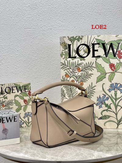 2023早春新作入荷原版復刻 LOEWE バッグ LOE2工場 SIZE:24*16*10