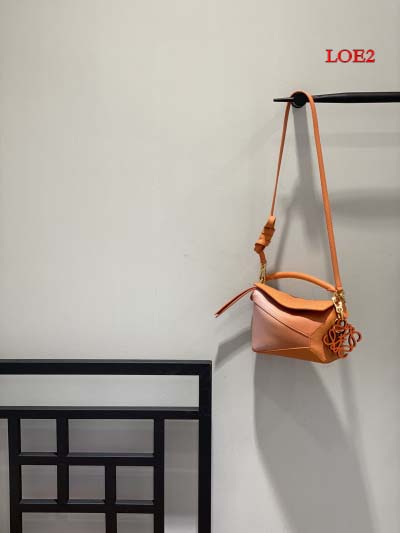 2023早春新作入荷原版復刻 LOEWE バッグ LOE2工場 SIZE:18*8*12cm