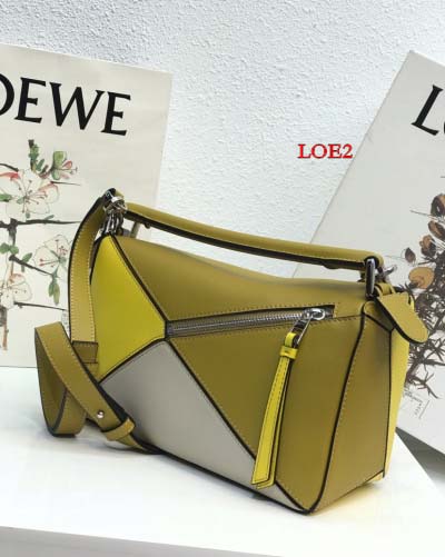 2023早春新作入荷原版復刻 LOEWE バッグ LOE2工場 SIZE: 24-14-11 CM