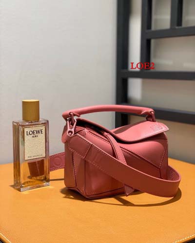 2023早春新作入荷原版復刻 LOEWE バッグ LOE2工場 SIZE:18*7.5*12cm