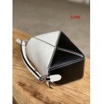 2023早春新作入荷原版復刻 LOEWE バッグ LOE2工場 SIZE:18×12.5×8cm