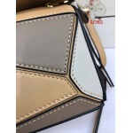 2023早春新作入荷原版復刻 LOEWE バッグ LOE2工場 SIZE: 18*7.5*12cm