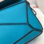 2023早春新作入荷原版復刻 LOEWE バッグ LOE2工場 SIZE:18×12.5×8cm