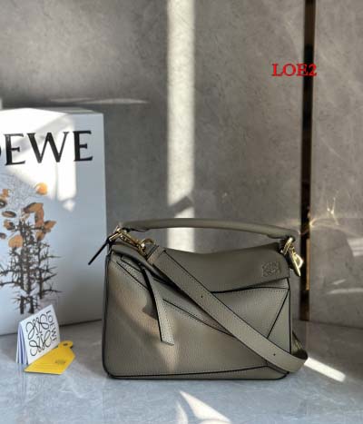 2023早春新作入荷原版復刻 LOEWE バッグ LOE2工...