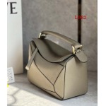 2023早春新作入荷原版復刻 LOEWE バッグ LOE2工場 SIZE:24*10*14cm