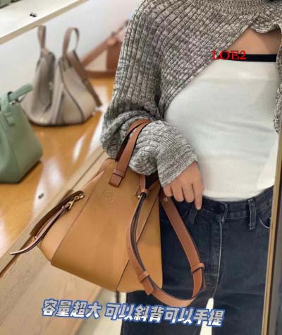 2023早春新作入荷原版復刻 LOEWE バッグ LOE2工...