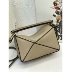 2023早春新作入荷原版復刻 LOEWE バッグ LOE2工場 SIZE: 18×12.5×8cm