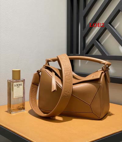 2023早春新作入荷原版復刻 LOEWE バッグ LOE2工...