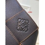 2023早春新作入荷原版復刻 LOEWE バッグ LOE2工場 SIZE:38*20*18cm