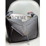 2023早春新作入荷原版復刻 LOEWE バッグ LOE2工場 SIZE: 26×29×14cm