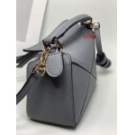 2023早春新作入荷原版復刻 LOEWE バッグ LOE2工場 SIZE: 18*12.5*8cm