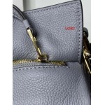 2023早春新作入荷原版復刻 LOEWE バッグ LOE2工場 SIZE:24-14-11CM