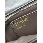 2023早春新作入荷原版復刻 LOEWE バッグ LOE2工場 SIZE: 23-13-6cm