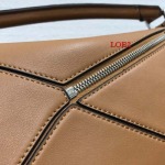 2023早春新作入荷原版復刻 LOEWE バッグ LOE2工場 SIZE: 29*19*12 CM