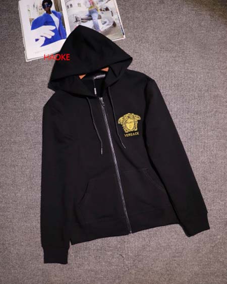 高品質新作入荷ヴェルサーチ  メンズの上下セット 人気 haoke工場