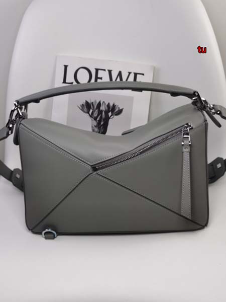 2023年4月新作入荷原版復刻 LOEWE バッグ tu工場 SIZE:29-18-12