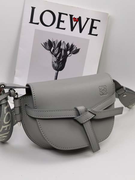 2023年4月新作入荷原版復刻 LOEWE バッグ tu工場 SIZE:21*12.5*9cm