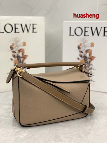 2023年4月原版復刻新作入荷 LOEWE バッグ huasheng工場24*16*10cm