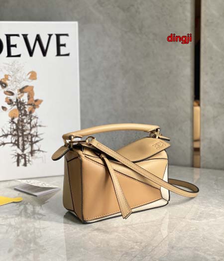 2023年4月原版復刻新作入荷 LOEWE  バッグ dingji工場18*11*7.5cm