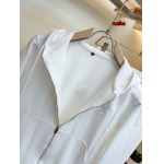 2023年4月6日春季新作入荷プラダメンズの 上下セットweika工場