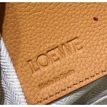 2023年4月新作入荷原版復刻 LOEWE バッグ tu工場 SIZE:20.2*17*20cm