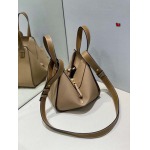 2023年4月新作入荷原版復刻 LOEWE バッグ tu工場 SIZE:20.2*17*20cm