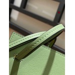 2023年4月新作入荷原版復刻 LOEWE バッグ tu工場 SIZE:20.5*12.7*4.5cm