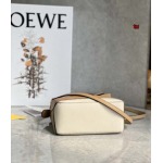 2023年4月新作入荷原版復刻 LOEWE バッグ tu工場 size:18*11*7.5cm