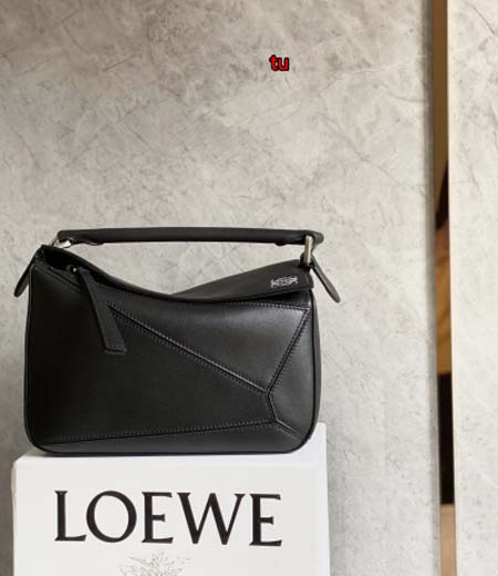 2023年4月新作入荷原版復刻 LOEWE バッグ tu工場...