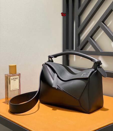 2023年4月新作入荷原版復刻 LOEWE バッグ tu工場...