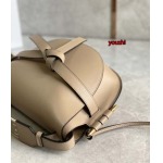 2023年4月原版復刻新作入荷 LOEWE  バッグ youzhi工場20*19*11.5cm