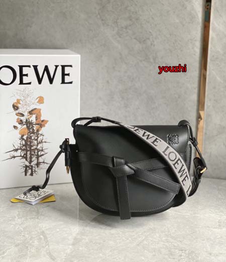 2023年4月原版復刻新作入荷 LOEWE  バッグ you...