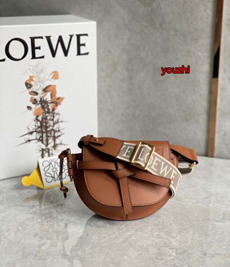 2023年4月原版復刻新作入荷 LOEWE  バッグ you...