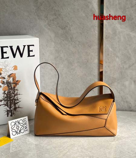 2023年4月原版復刻新作入荷 LOEWE バッグ huas...