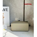 2023年4月原版復刻新作入荷LOEWE バッグ huasheng工場24*10*14cm