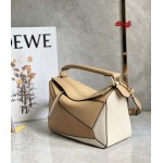 2023年4月原版復刻新作入荷  LOEWE  バッグ dingji工場24*10*14cm