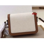 2023年4月原版復刻新作入荷 CELINE バッグ dingji工場18.5X 14 X 6cm