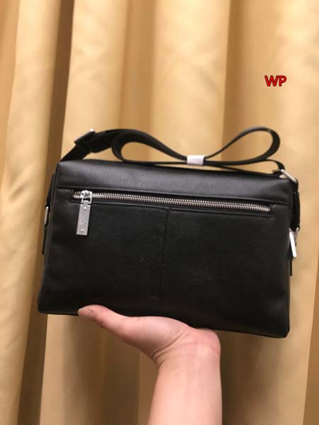 高品質新作入荷 グッチメンズのバッグ wp工場 size:28.5*21*7