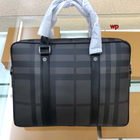 高品質新作入荷 バーバリー   メンズのバッグ wp工場 size:38x7x28