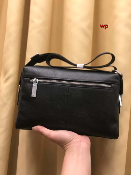 高品質新作入荷 グッチ メンズのバッグ wp工場 size:28.5*21*7