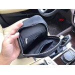 高品質新作入荷 フェンディ メンズのバッグ wp工場 size:W19XH26XD6.5cm